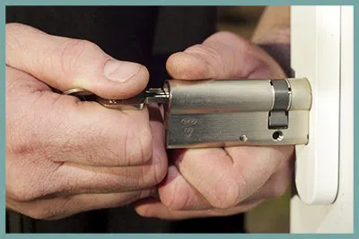 Master Lock Key Store Los Angeles, CA 310-844-9326 - 45-1